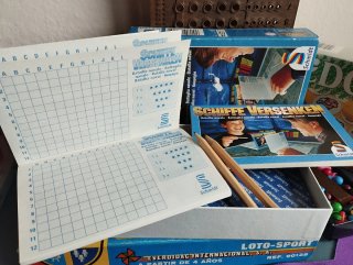 Lote 4  juegos de mesa variados