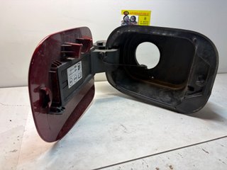 TAPA EXTERIOR COMBUSTIBLE Hyundai Tucson (NX)(12.2020->)
