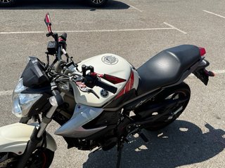 Yamaha XJ6 A2