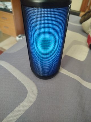 Altavoz portátil con luces