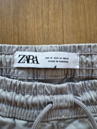 Pantalón Jogger Beige Zara Talla M