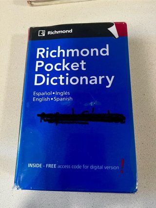 Richmond pocket dictionary español-inglés engli...