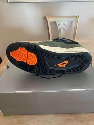 Air Jordan 4 Retro x Undefeated