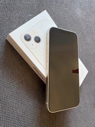 iPhone 13 128GB Blanco - 94% Batería