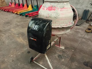 Hormigonera 130L (poco uso)