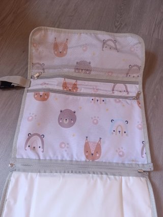 Cambiador portátil estampado