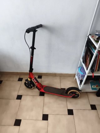 Patinete Decathlon Rojo