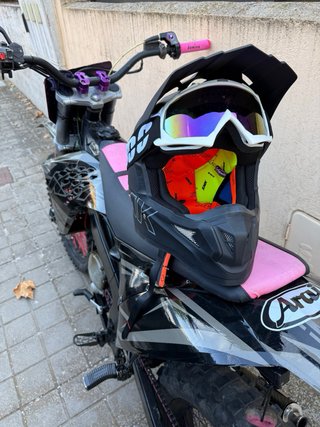 Rieju MRX Enduro Negra y Rosa