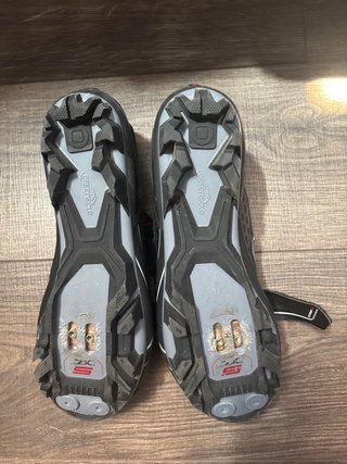 Zapatillas Ciclismo Spinit Negras y Grises
