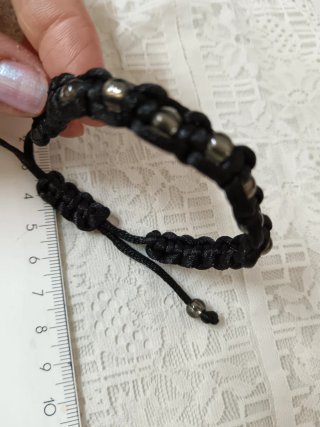 Braccialetto cordino regolabile con perline