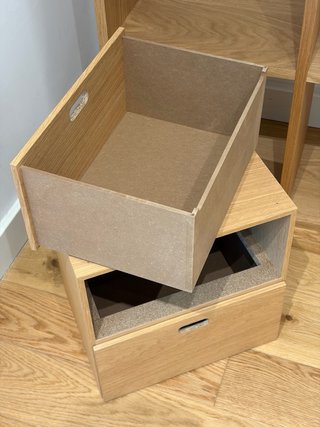 Estantería MUJI de roble + cajones modulares