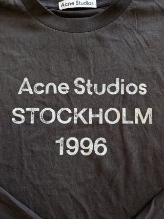 Acne Studios Camiseta Manga Larga Negra Talla M