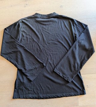 Acne Studios Camiseta Manga Larga Negra Talla M
