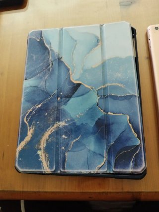 iPad 6ª Gen Blanco y rosa