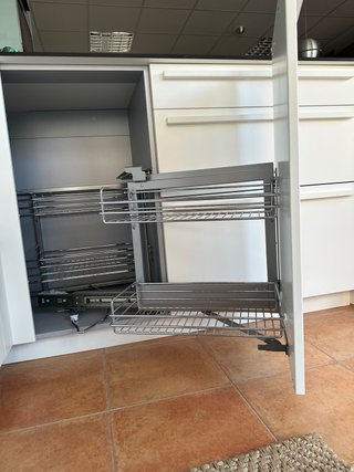 Cocina blanca y madera
