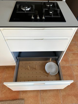 Cocina blanca y madera