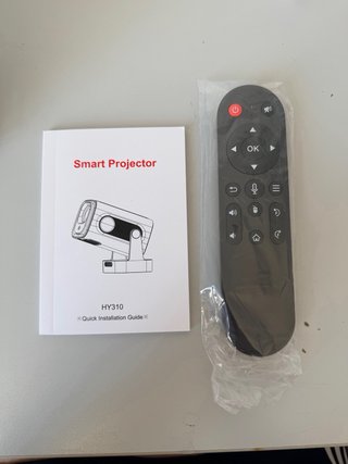 Proyector Magcubic HY310 Blanco y Dorado
