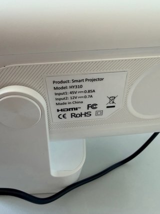 Proyector Magcubic HY310 Blanco y Dorado