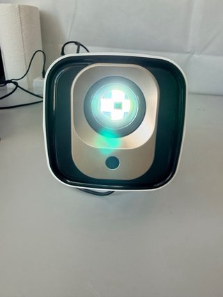 Proyector Magcubic HY310 Blanco y Dorado
