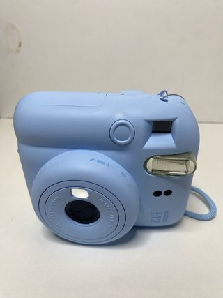 : Cámara Fujifilm Instax Mini 12 - Azul Pastel