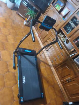 Cinta de correr Fytter, casi nueva, muy poco usada