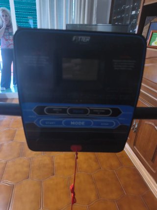 Cinta de correr Fytter, casi nueva, muy poco usada