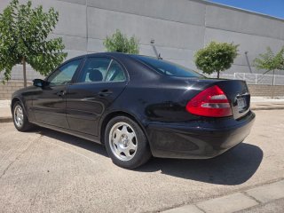 Mercedes-Benz Clase E 2004