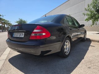 Mercedes-Benz Clase E 2004