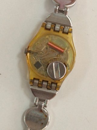 Orologio Swatch con bracciale a maglie