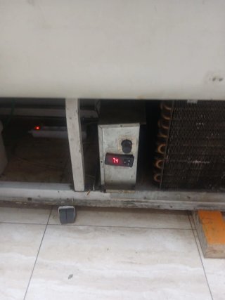 Nevera expositora refrigerada