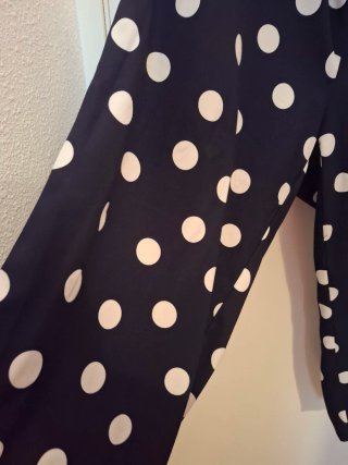 Pantalón lunares negro muy fresquito