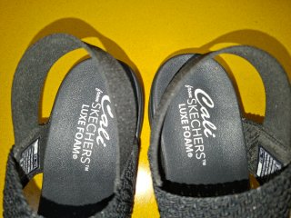 Sandalias Skechers Arch Fit Negras