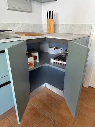 Cocina modular azul y gris