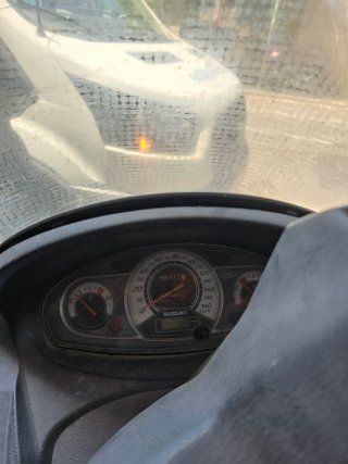 Suzuki Burgman 2011 200cc - 90.000 km