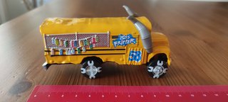 SCHOOL BUS "MISS FRITTER"