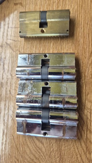 Bombines CISA con llave única