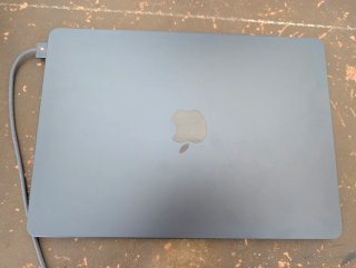 MacBook Air 13 M2 16GB RAM