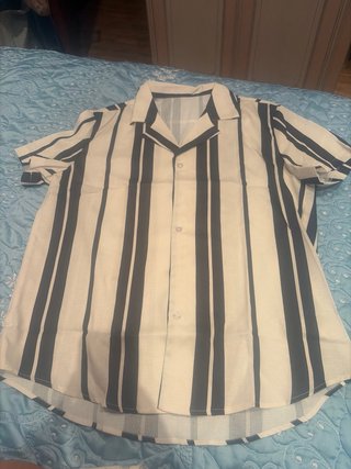 Camisa Rayas Blanco y Negro Talla L