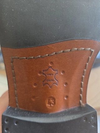 Zapatos de vestir negros con doble hebilla