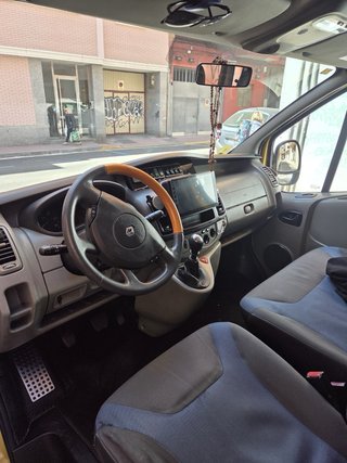 Renault Trafic 2011