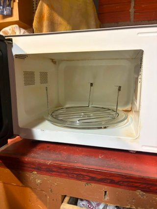 Microondas Jocel Blanco