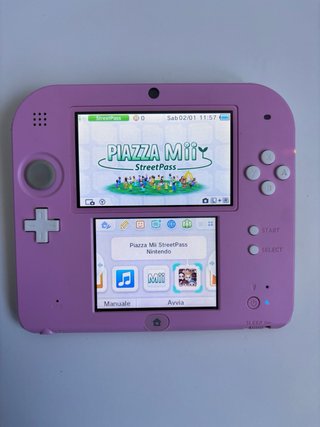 Nintendo 2ds Rosa Tomodachi Life Edition