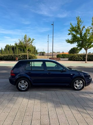 Volkswagen Golf 2001