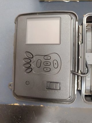 Cámara de vigilancia camuflaje