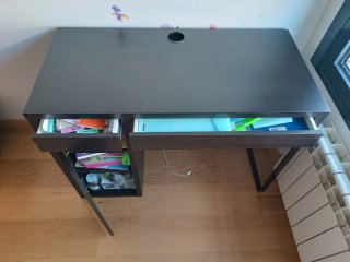 Escritorio IKEA MICKE Negro/Marrón