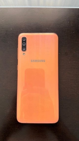 Samsung A70 + custodia + 3 proteggi-schermo