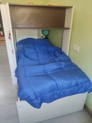 Cama tren infantil con armario