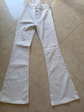 Vaqueros Bershka Tiro Alto Flare T38