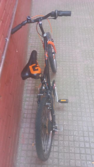 Bicicleta B-Twin 20