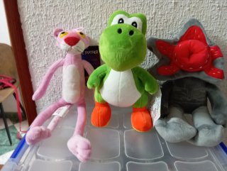 Lote Peluches Pink Panther, Yoshi,bDemogorgon 30cm